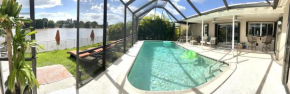 Family -Friendly luxurious HEATED pool with water view